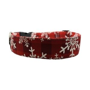 1.5” Christmas Dog Collar - Red/Snowflakes
